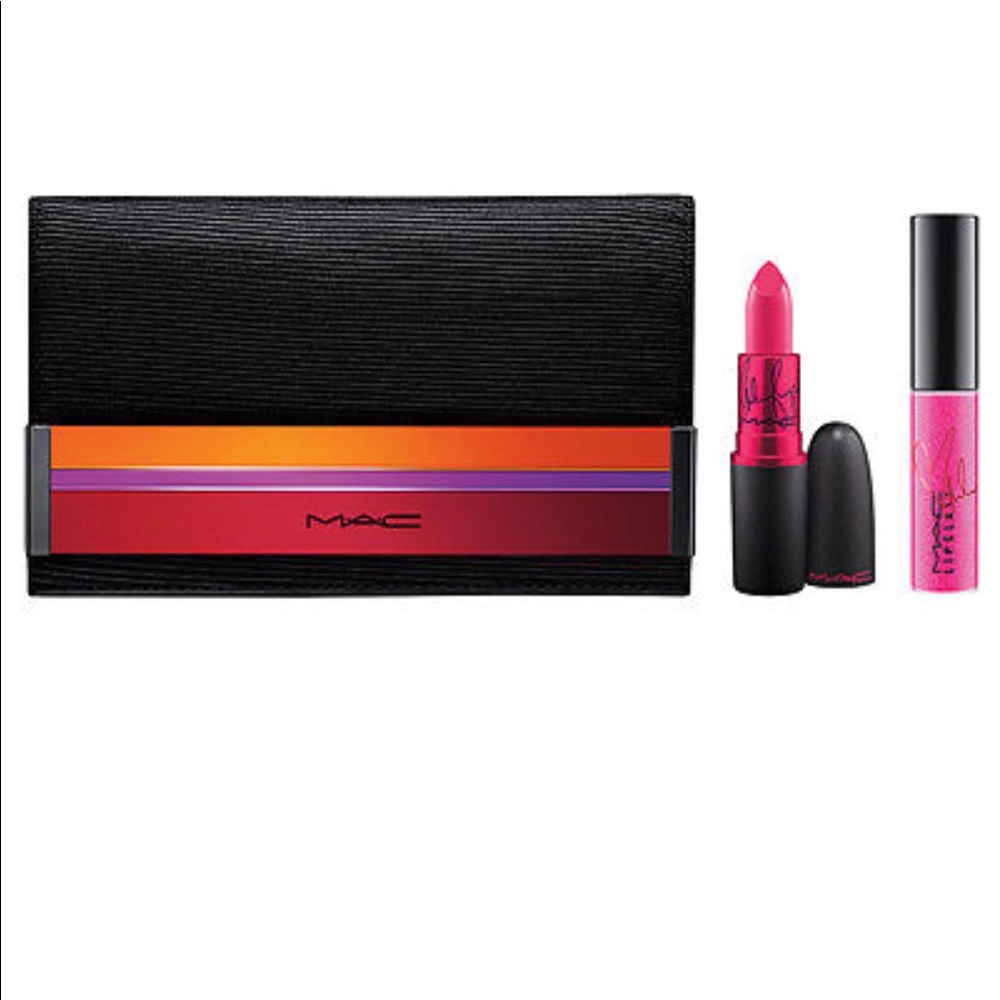 Mac Enchanted Viva Glam MILEY 3 pc set